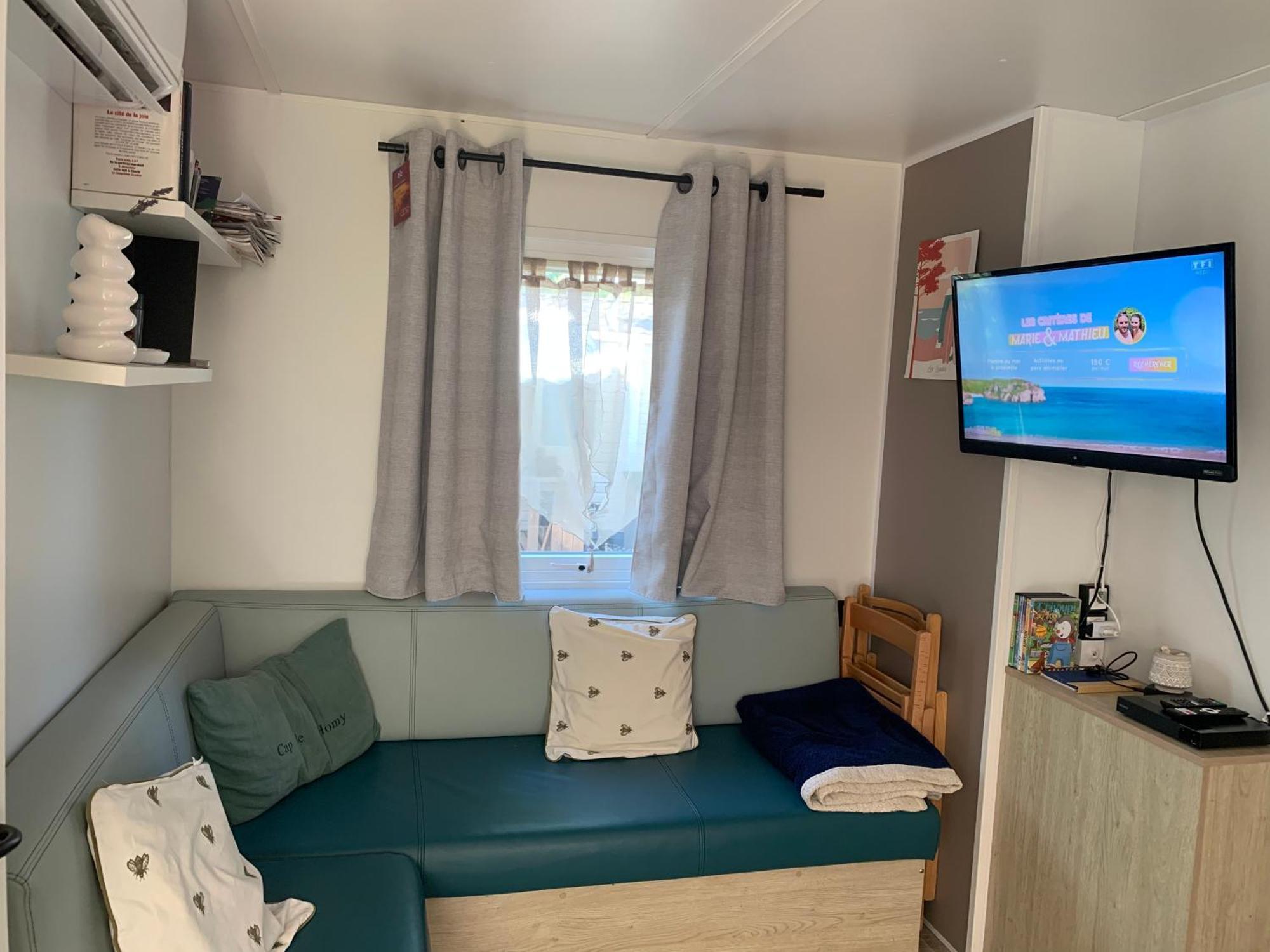 לי-א-מיקס Le Mobilhome De Evelyne Et Serge מראה חיצוני תמונה